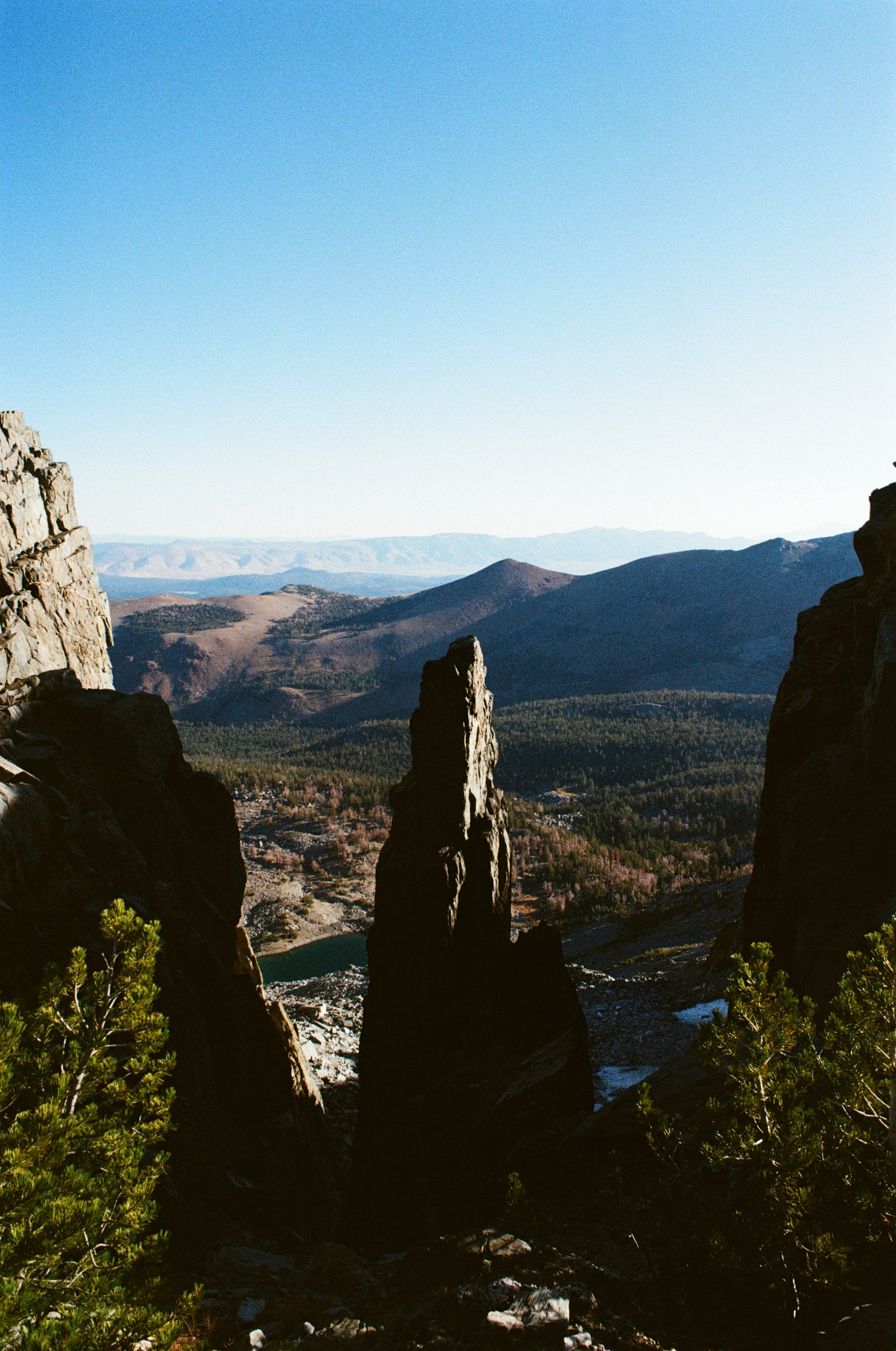 A curious rock formation along Mammoth Crest