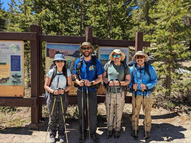 Trailhead pic!