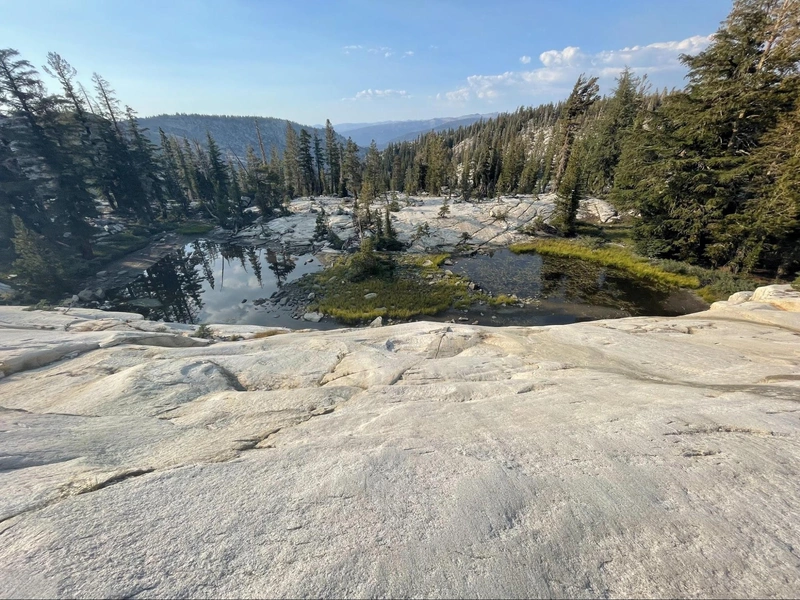 A small pond on the way to Lake 5